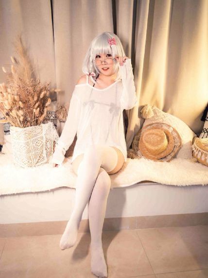 欧美化妆品哪个好用_国内精品91最新在线观看